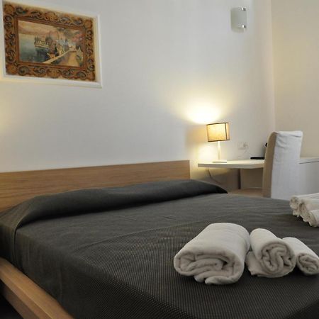 Rooms And Breakfast Zefiro San Vito Lo Capo Exteriér fotografie